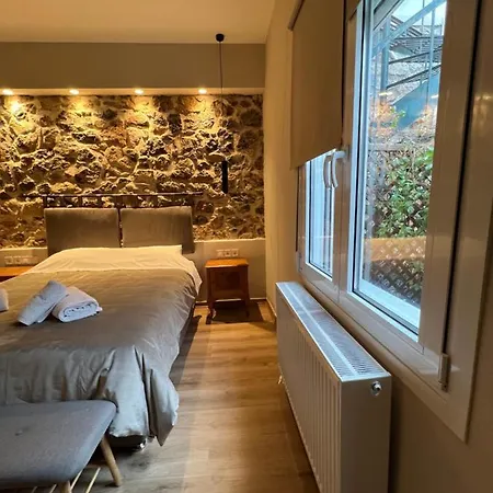 Nana's House * Chalkís